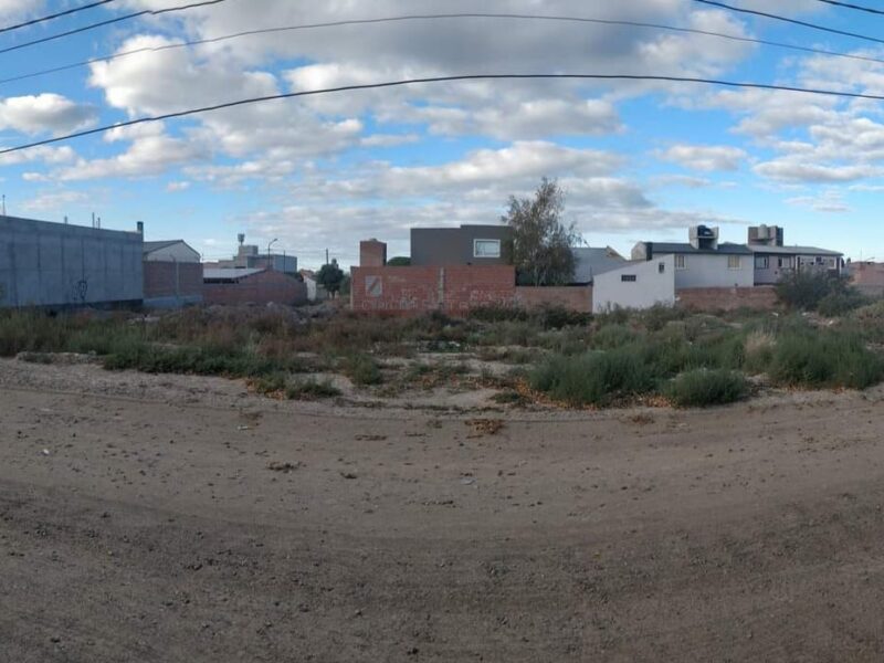 TERRENO EN BARRIO OESTE
